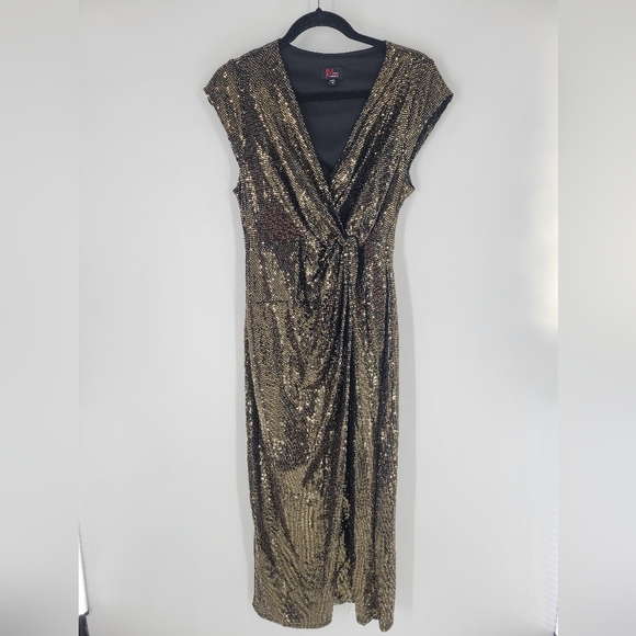Formal Gold Black Sequin Gown Women's Size 8P Faux Wrap Cap Sleeves - Picture 1 of 6